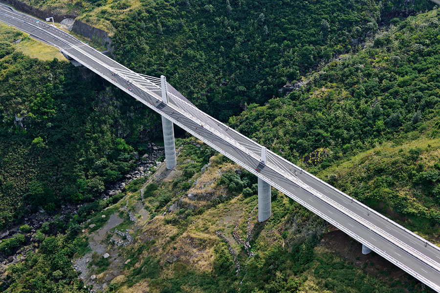Route des Tamarins 122