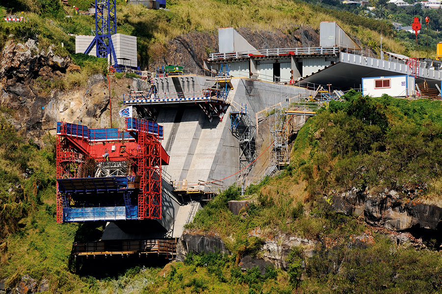 Route des Tamarins 109