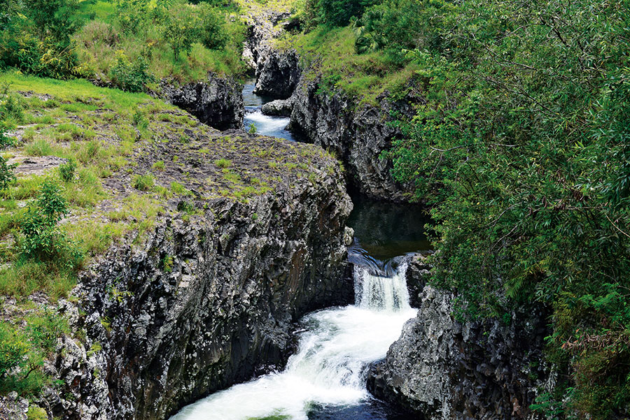 Cascade bas. la paix 107