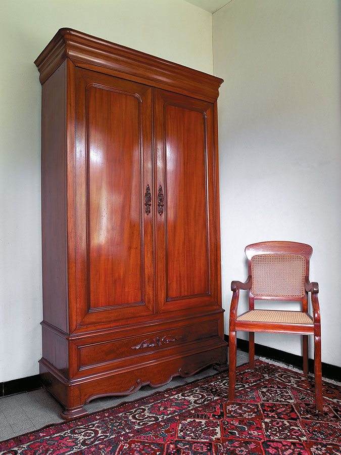 Mobilier creole 137