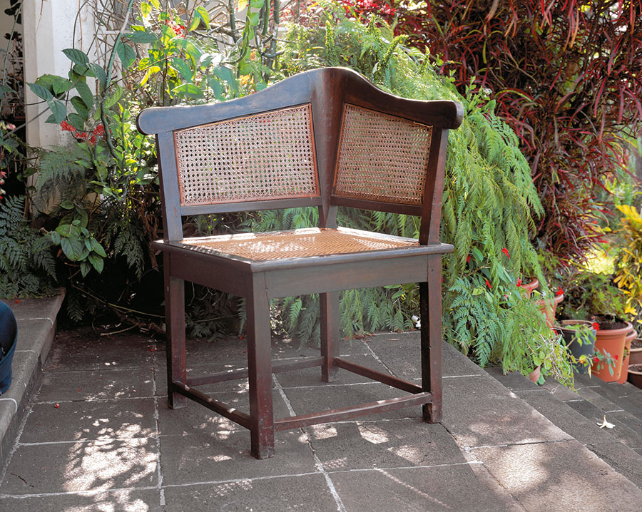 Mobilier creole 148