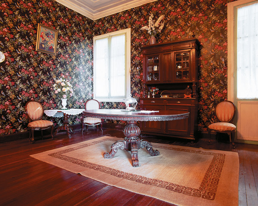 Mobilier creole 110