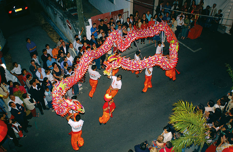 Com. chinoise 104