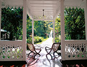 Mobilier creole 100