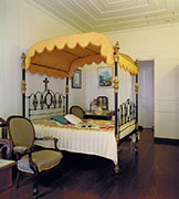 Mobilier creole 121
