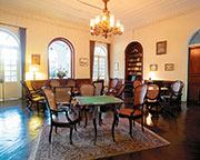 Mobilier creole 162